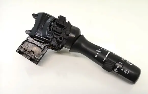 Toyota Yaris Wiper control stalk 17F936 0D190 L45