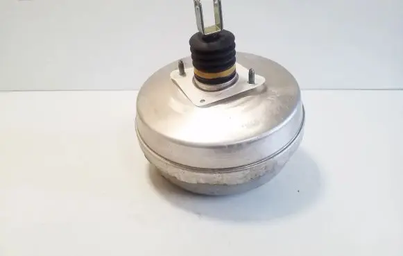 Jaguar XE Brake booster GX732B195BE
