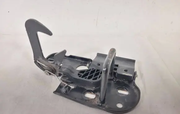 Volkswagen PASSAT B6 Engine bonnet/hood lock/latch loop/hook 3C0823480