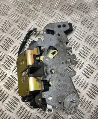 Chrysler Grand Voyager IV Rear door lock