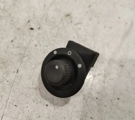 Renault Laguna II Wing mirror control module 8200002442