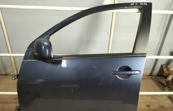 Mitsubishi Outlander Front door 11539394752