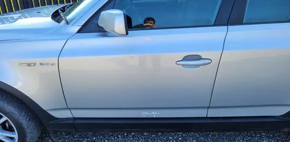 BMW X3 E83 Front door