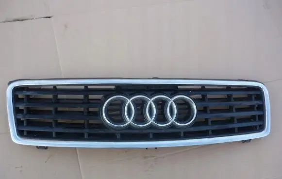 Audi A4 S4 B6 8E 8H Front bumper upper radiator grill
