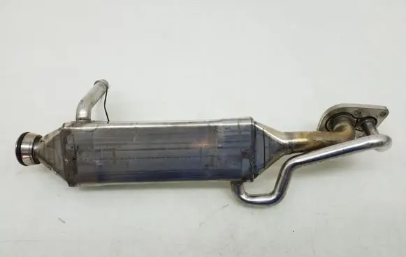 Mercedes-Benz S W221 EGR valve cooler A6421400775