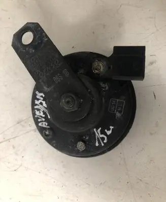 Toyota Avensis T270 Horn signal 8652005050