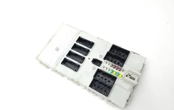 BMW 4 F32 F33 Central body control module 6825539 5AN117F00 ELR01ZB7