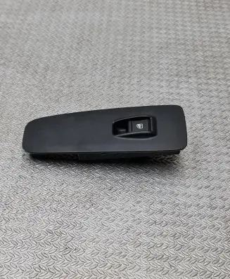 Peugeot Boxer Electric window control switch 07356765190 30171231