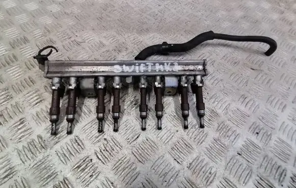 Suzuki Swift III Fuel injector 313032R7