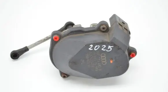 Volkswagen Eos Intake manifold valve actuator/motor 06F133482B 2900315989 A2C53247913