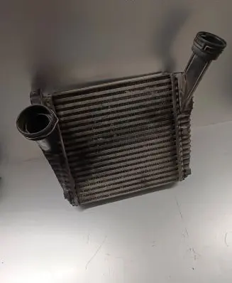 Audi Q7 4L Intercooler radiator 7L6145804 E3705