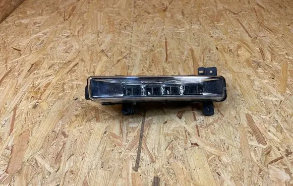 BMW 5 G30 G31 Front fog light 89250251