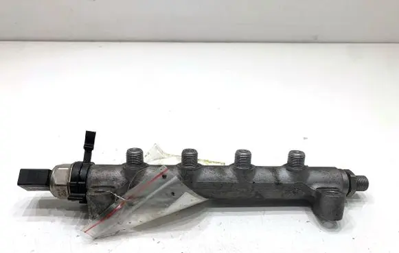 Audi A8 S8 D4 4H Fuel main line pipe 
