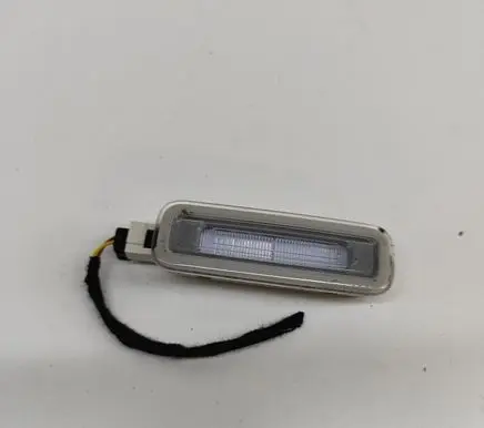 Audi Q8 Front seat light 4M0947105