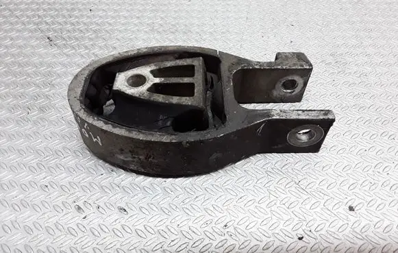 Ford Mondeo MK IV Engine mount bracket 6G916P082BD
