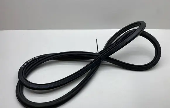 Audi Q3 8U Front door rubber seal 
