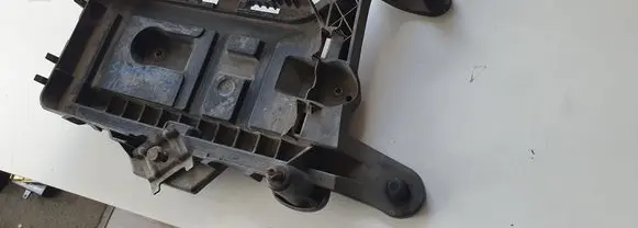 Skoda Superb B6 (3T) Battery tray 