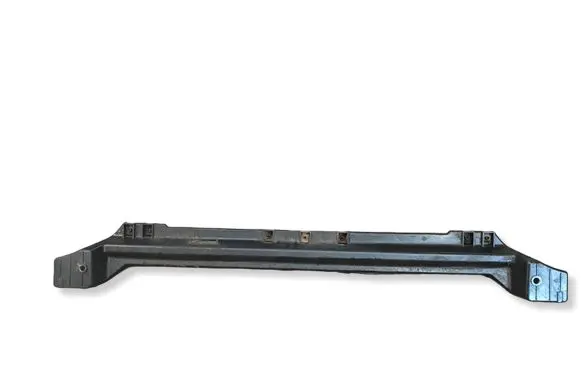 Volkswagen Touareg II Bottom radiator support slam panel 7P0805551