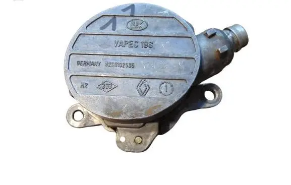 Renault Laguna II Vacuum pump 8200102535B