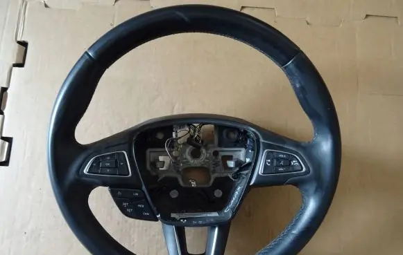 Ford C-MAX II Steering wheel