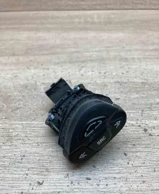 Nissan Almera N16 Other switches/knobs/shifts 54355381P1