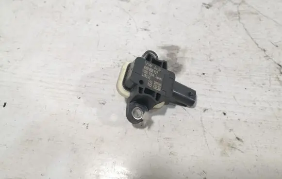 Audi A6 S6 C7 4G Airbag deployment crash/impact sensor 4H0955557