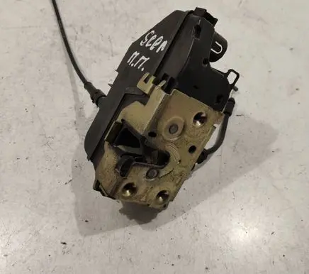 Renault Scenic II - Grand scenic II Front door lock 1307030930