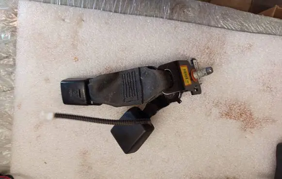 Hyundai Ioniq Middle seatbelt buckle (rear) 89840S2100T G04G05R