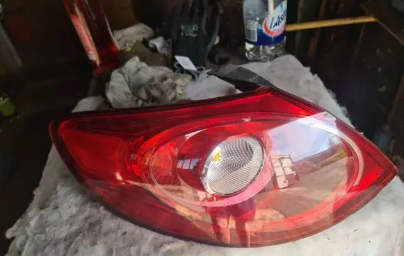 Volkswagen PASSAT CC Rear/tail lights 27099002