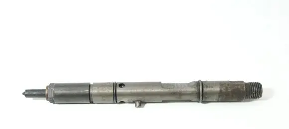Audi A4 S4 B5 8D Fuel injector 059130201AE
