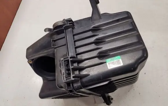Hyundai Santa Fe Air filter box 281102B200C03