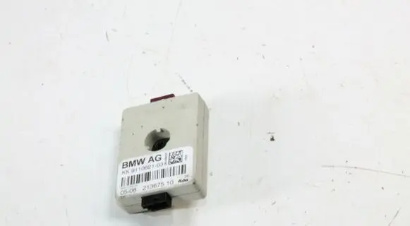 BMW 5 E60 E61 Aerial antenna filter 9110621