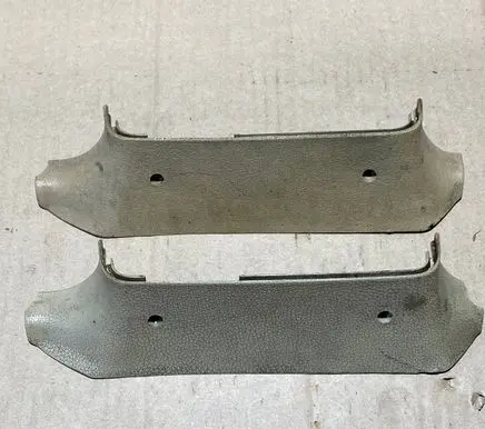 Mercedes-Benz W123 (B) pillar trim (bottom) 1236922122 1236920122