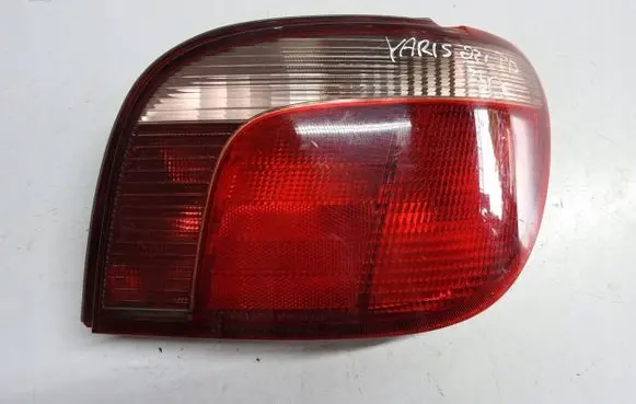 Toyota Yaris Rear/tail lights