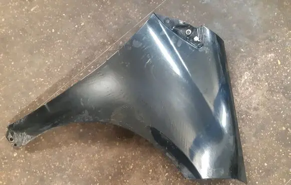 Mercedes-Benz A W169 Front splash guards bracket 1698890425