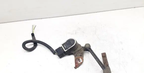 Volvo S60 Headlight/headlamp level sensor 8G9N3C492AA