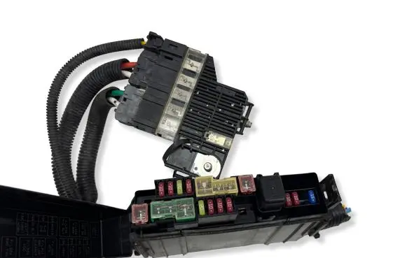 Nissan Leaf I (ZE0) Fuse box set 7154722330