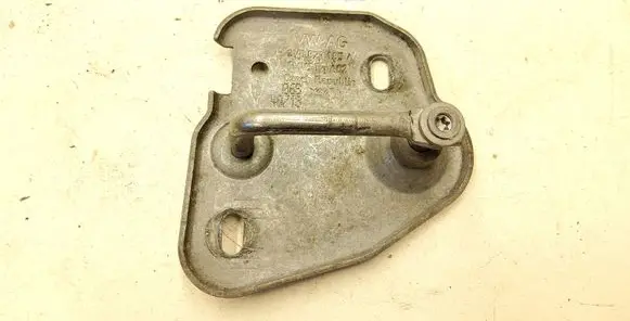 Skoda Superb B8 (3V) Engine bonnet/hood lock/latch loop/hook 3V0823185A