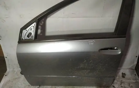 Fiat Croma Front door pilkos
