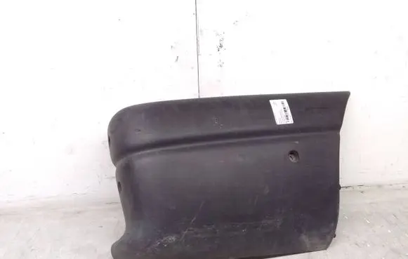 Rear bumper corner part panel trim