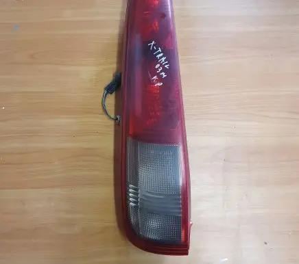 Nissan X-Trail T30 Rear/tail lights