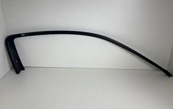 Audi Q5 SQ5 FY Front door glass trim molding CR336351238AA