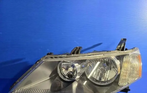 Mitsubishi Outlander Headlight/headlamp P5589L