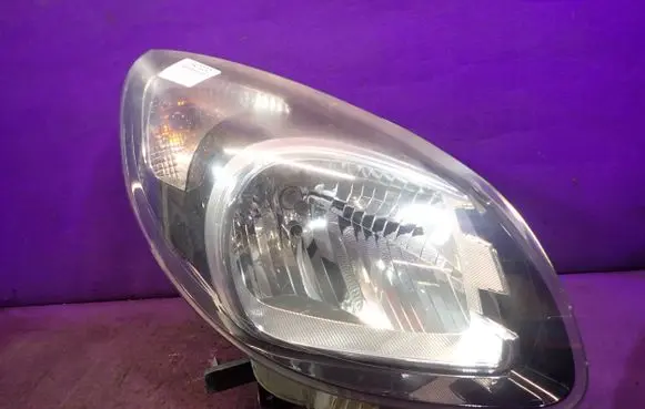 Renault Kangoo II Headlight/headlamp 260104931R