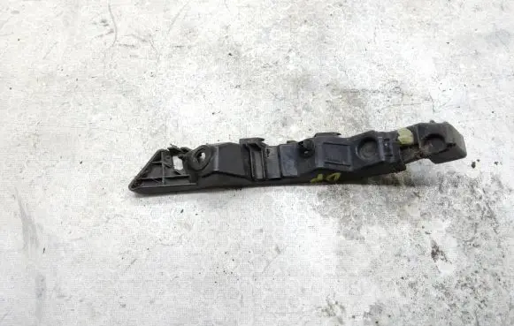 KIA Sportage Front bumper mounting bracket