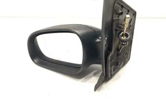 Volkswagen Fox Front door electric wing mirror