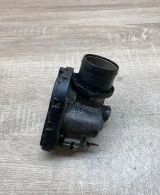 Renault Scenic II - Grand scenic II Throttle valve 8200302796