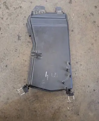 Mercedes-Benz E W212 Fuse box cover A2125400082