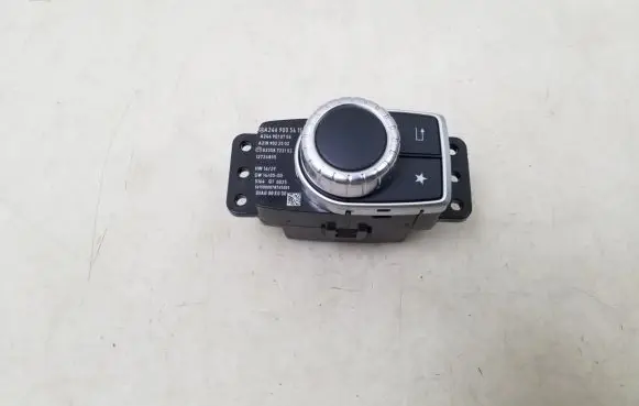 Multifunctional control switch/knob