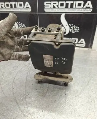 Mercedes-Benz E W211 ABS Pump A2114311212